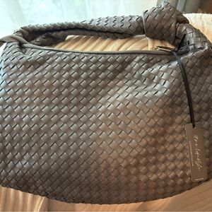 Glitzy Glam Woven Gray Shoulder Bag. Brand new with tags.